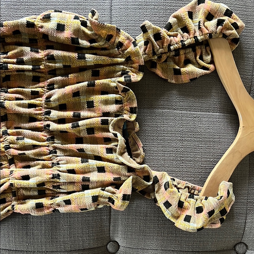 Checkered Ruffle Strap Top - Picture 3 of 5